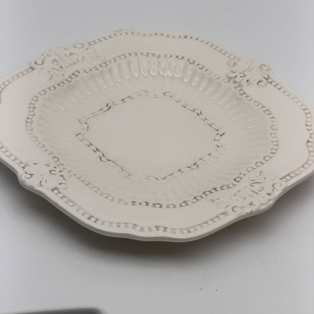 American Atelier Baroque 5286 White Ironstone Dinner Plate Scalloped Beaded 11.5